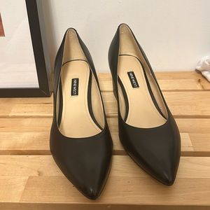 Nine West faux leather pointed toe heels